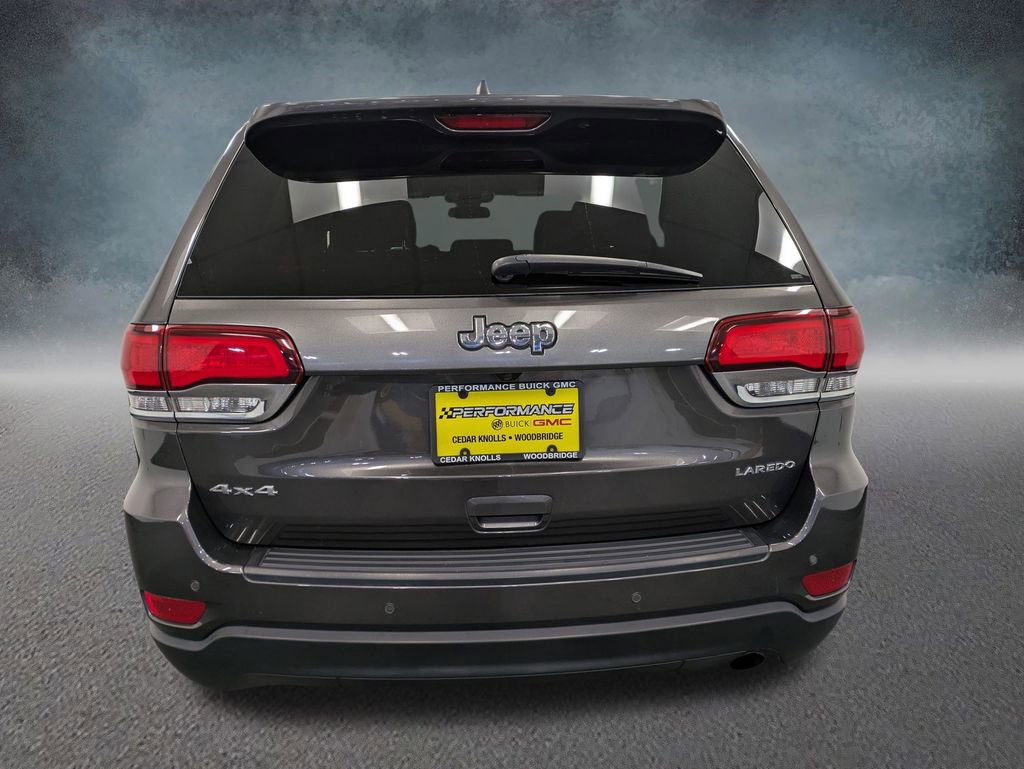 Used 2021 Jeep Grand Cherokee Laredo image 5