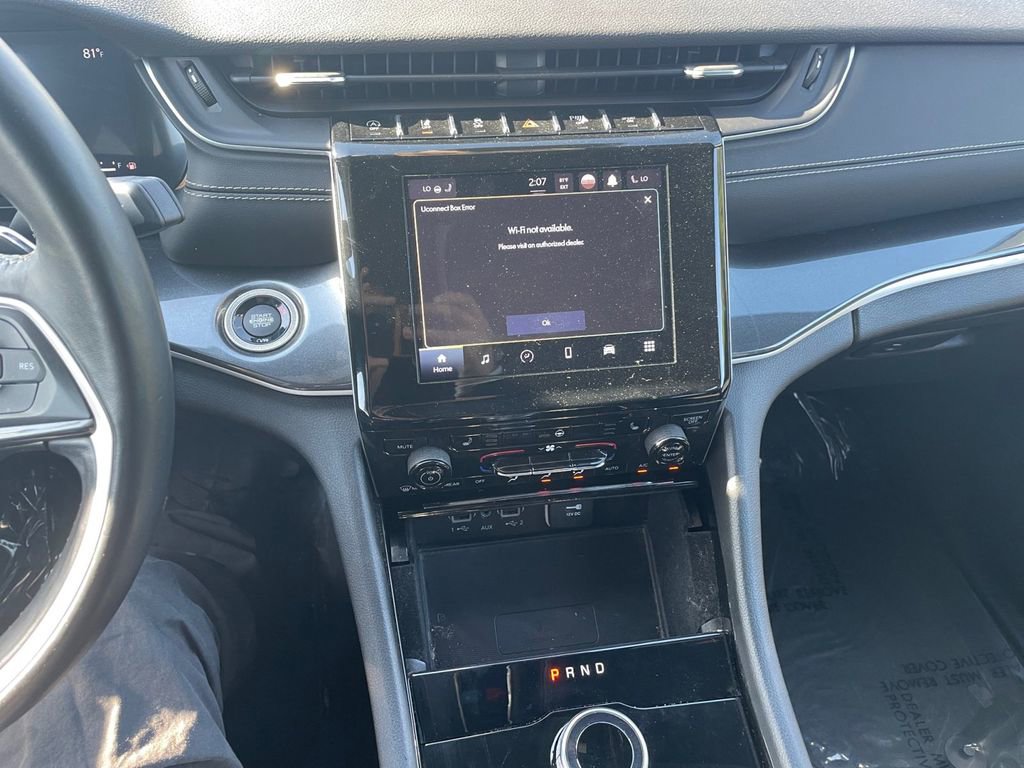 Used 2021 Jeep Grand Cherokee L Laredo image 22