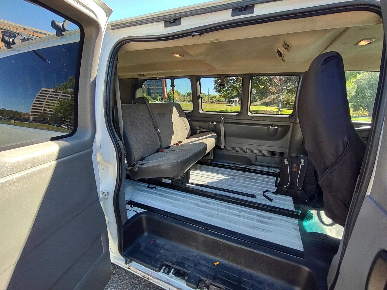 Used 2014 Chevrolet Express 1500 LS image 19