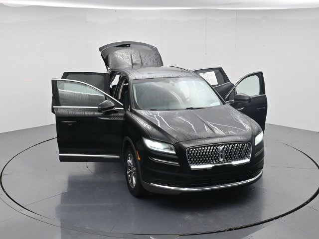 Used 2023 Lincoln Nautilus Reserve FWD image 44