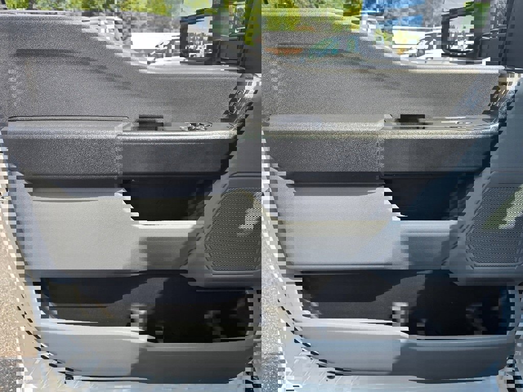 New 2026 Ford F350 XL w/ XL Chrome Package image 8