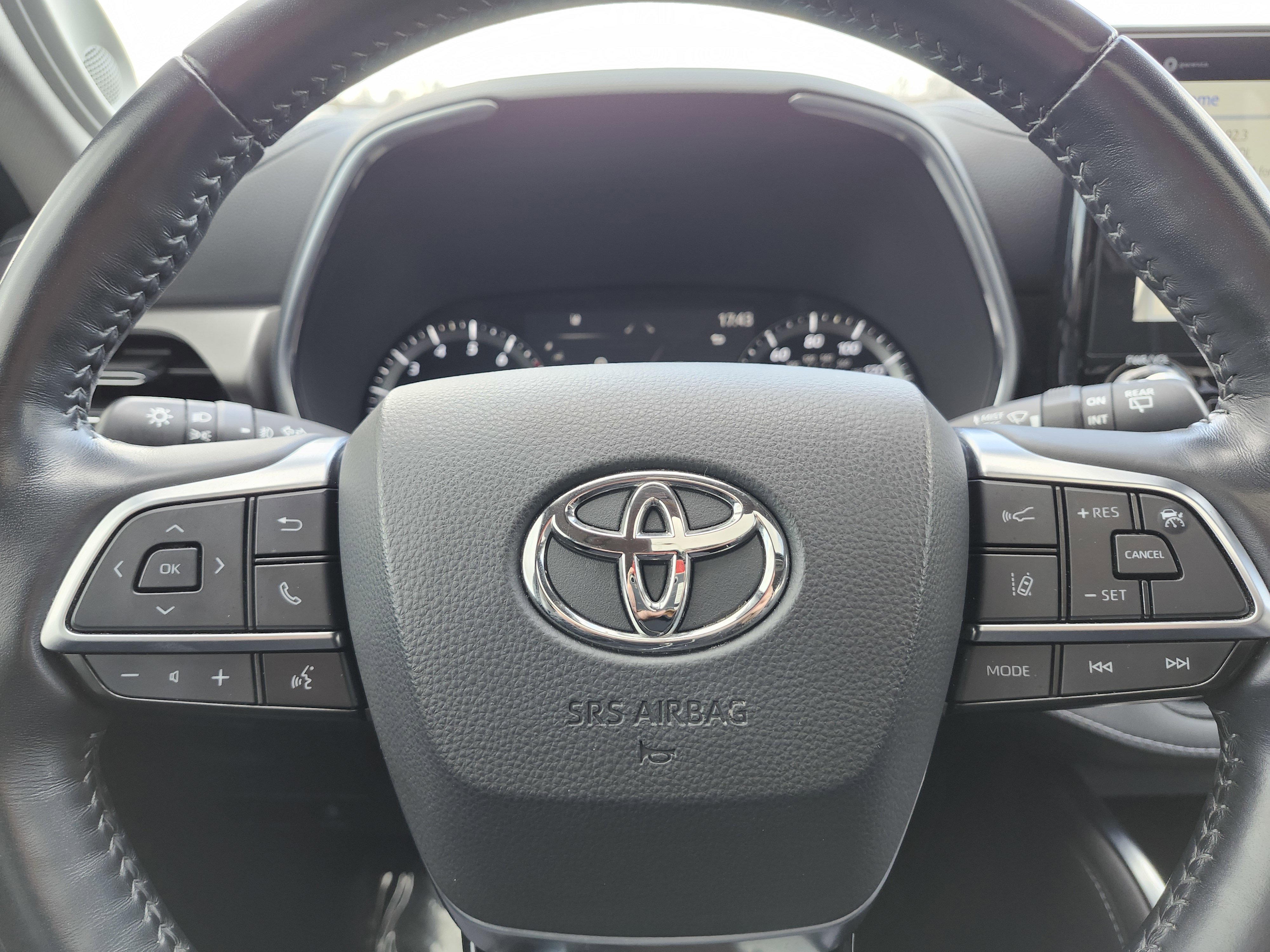 Used 2021 Toyota Highlander Limited image 36