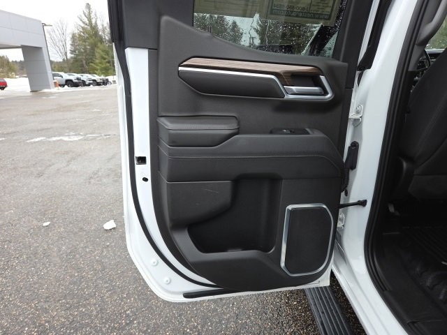 Used 2022 Chevrolet Silverado 1500 LT image 45