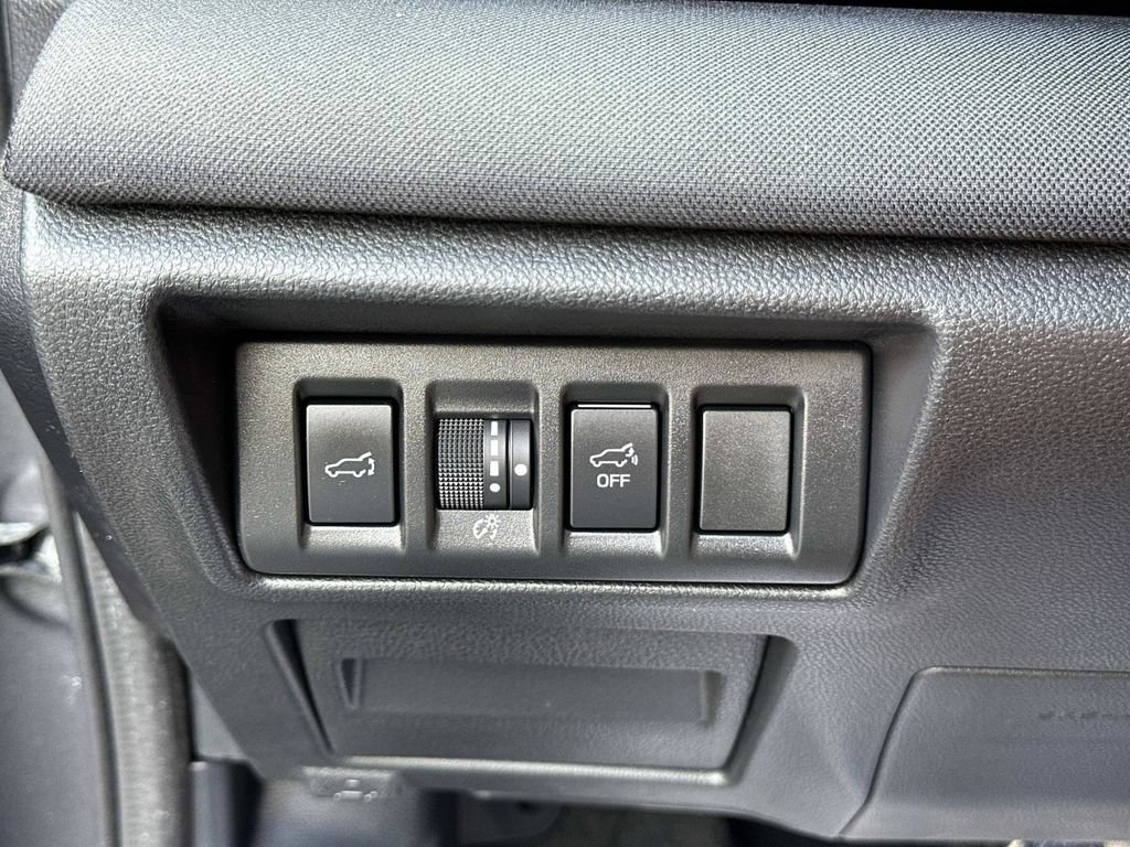 Used 2022 Subaru Outback Premium AWD/4WD image 17