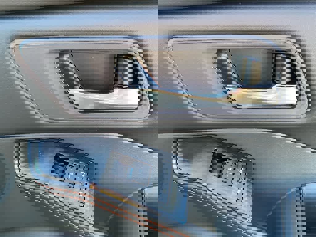 New 2026 Nissan Rogue SV image 26