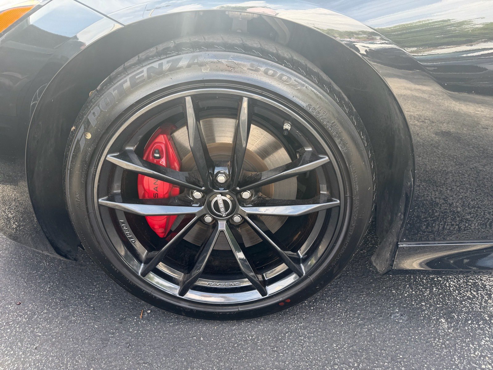 Certified 2025 Nissan Z Performance w/ Floor Mat Package RWD image 9