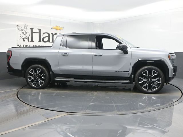 Used 2024 GMC Sierra EV Denali image 47
