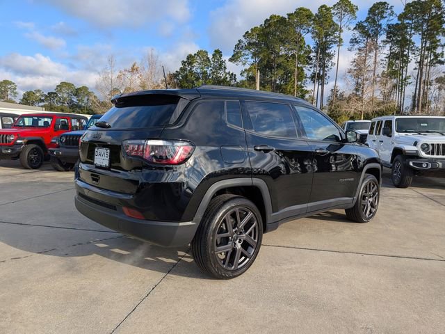 New 2026 Jeep Compass Latitude AWD/4WD image 3