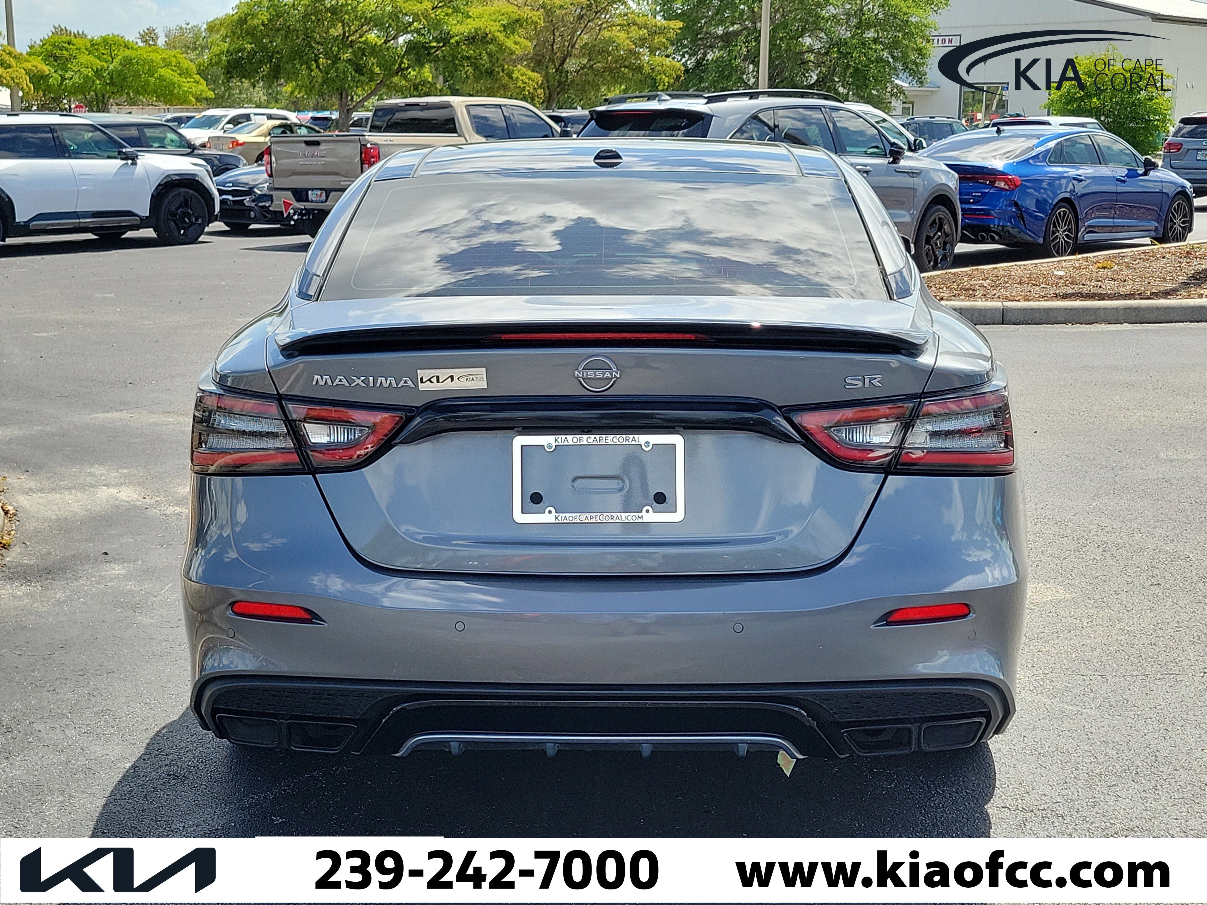 Used 2023 Nissan Maxima SR w/ Sport Mat Group image 5