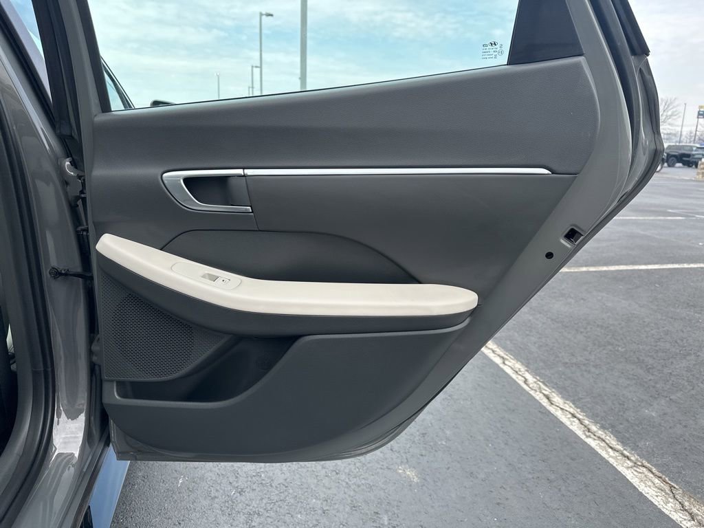 Used 2023 Hyundai Sonata SEL image 11