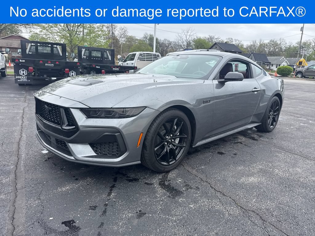 Used 2025 Ford Mustang GT Premium RWD image 2