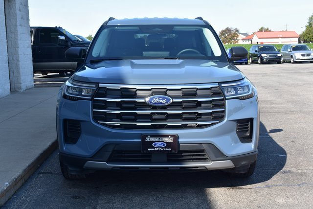 Used 2025 Ford Explorer Active image 8