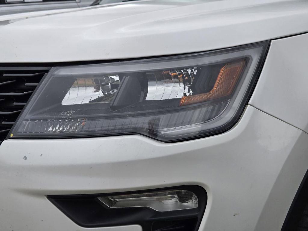 Used 2018 Ford Explorer Sport w/ Equipment Group 401A AWD/4WD image 7