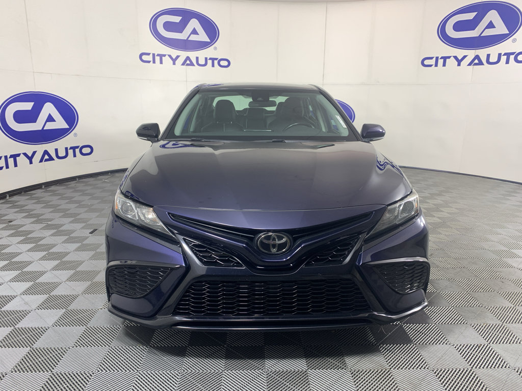 Used 2022 Toyota Camry SE FWD image 9