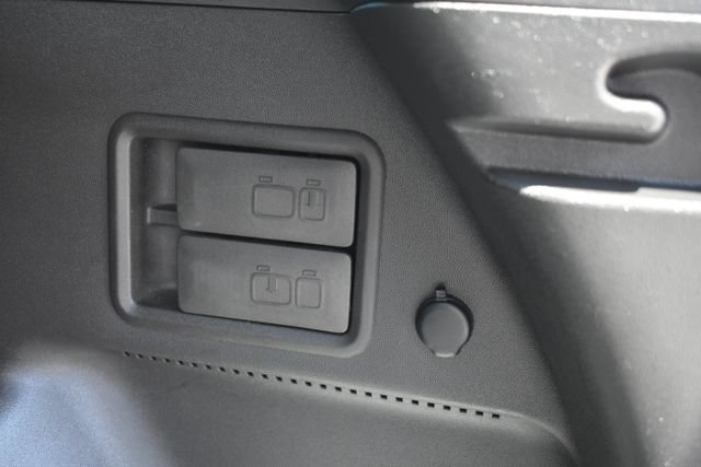 Used 2020 Chevrolet Equinox LT AWD/4WD image 39