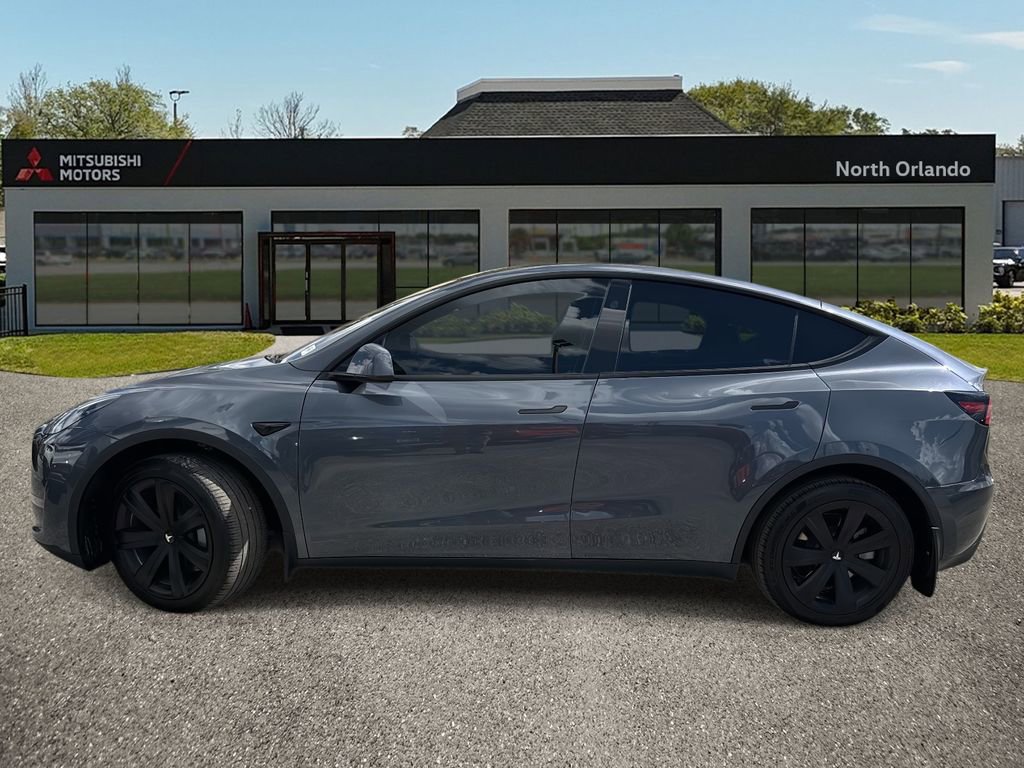 Used 2023 Tesla Model Y Long Range image 2
