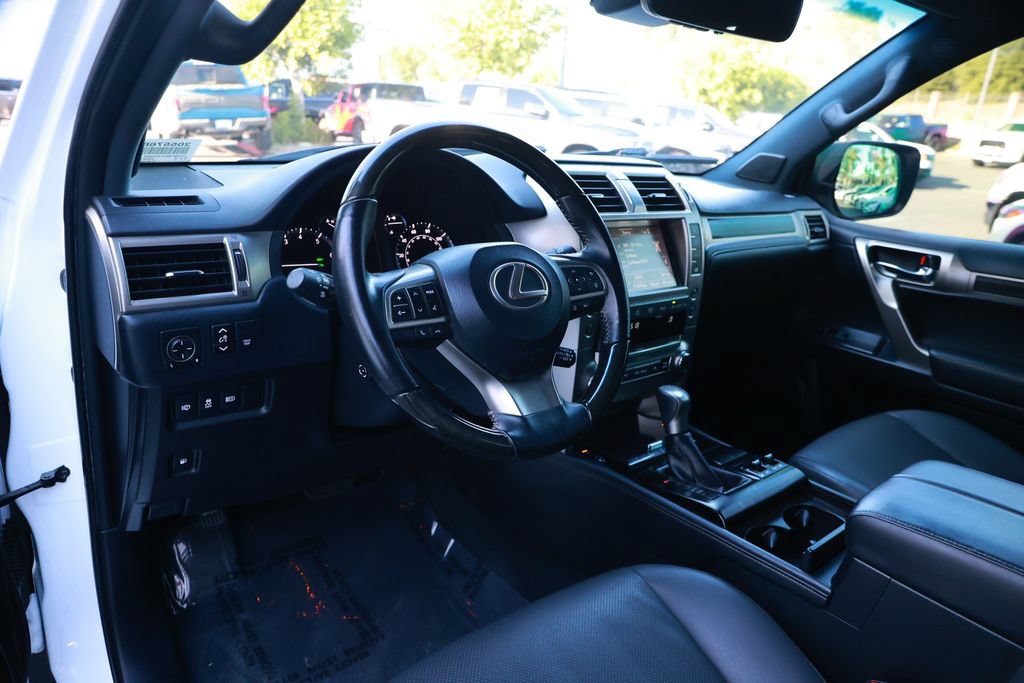 Used 2020 Lexus GX 460 Premium AWD/4WD image 18