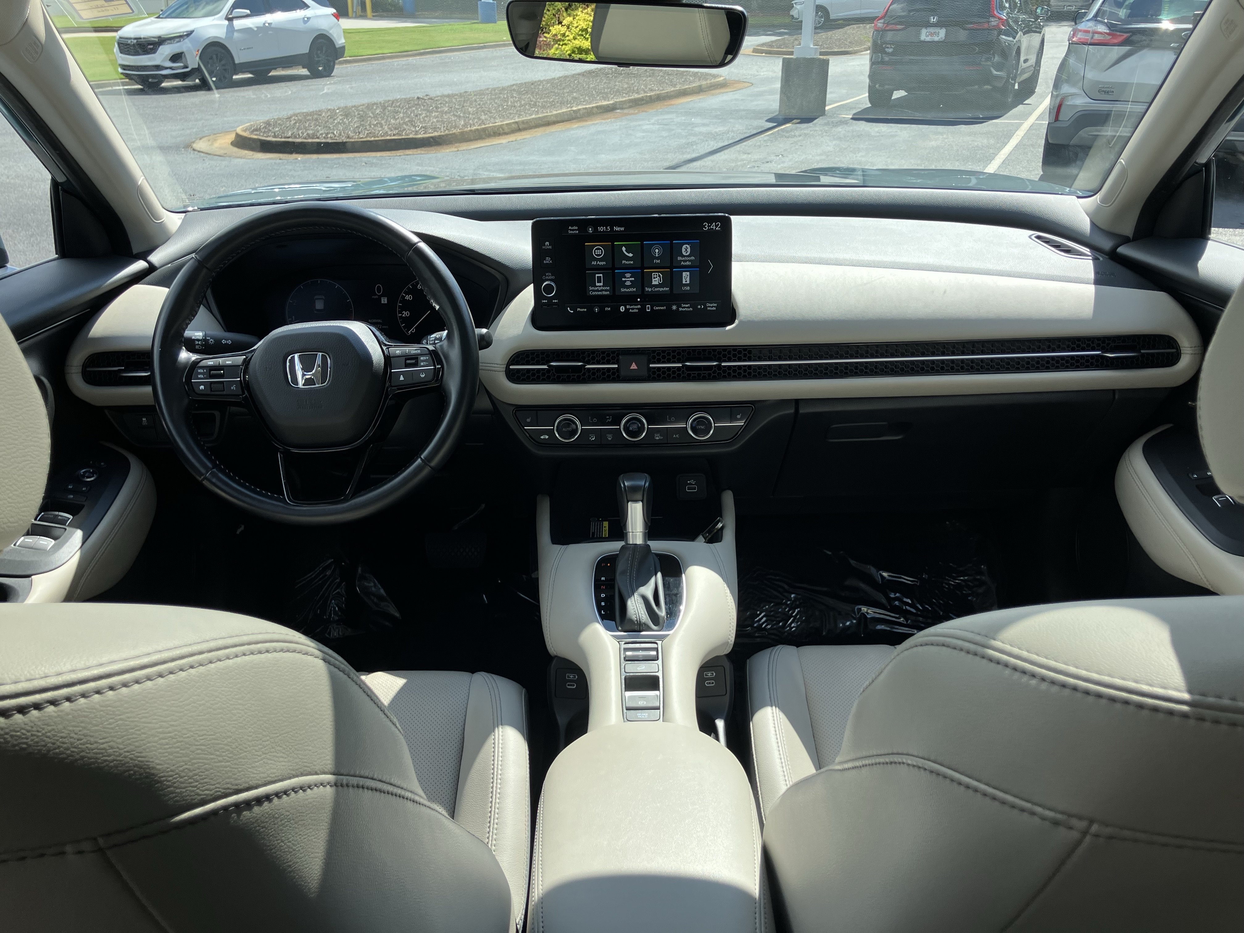Used 2025 Honda HR-V EX-L image 33