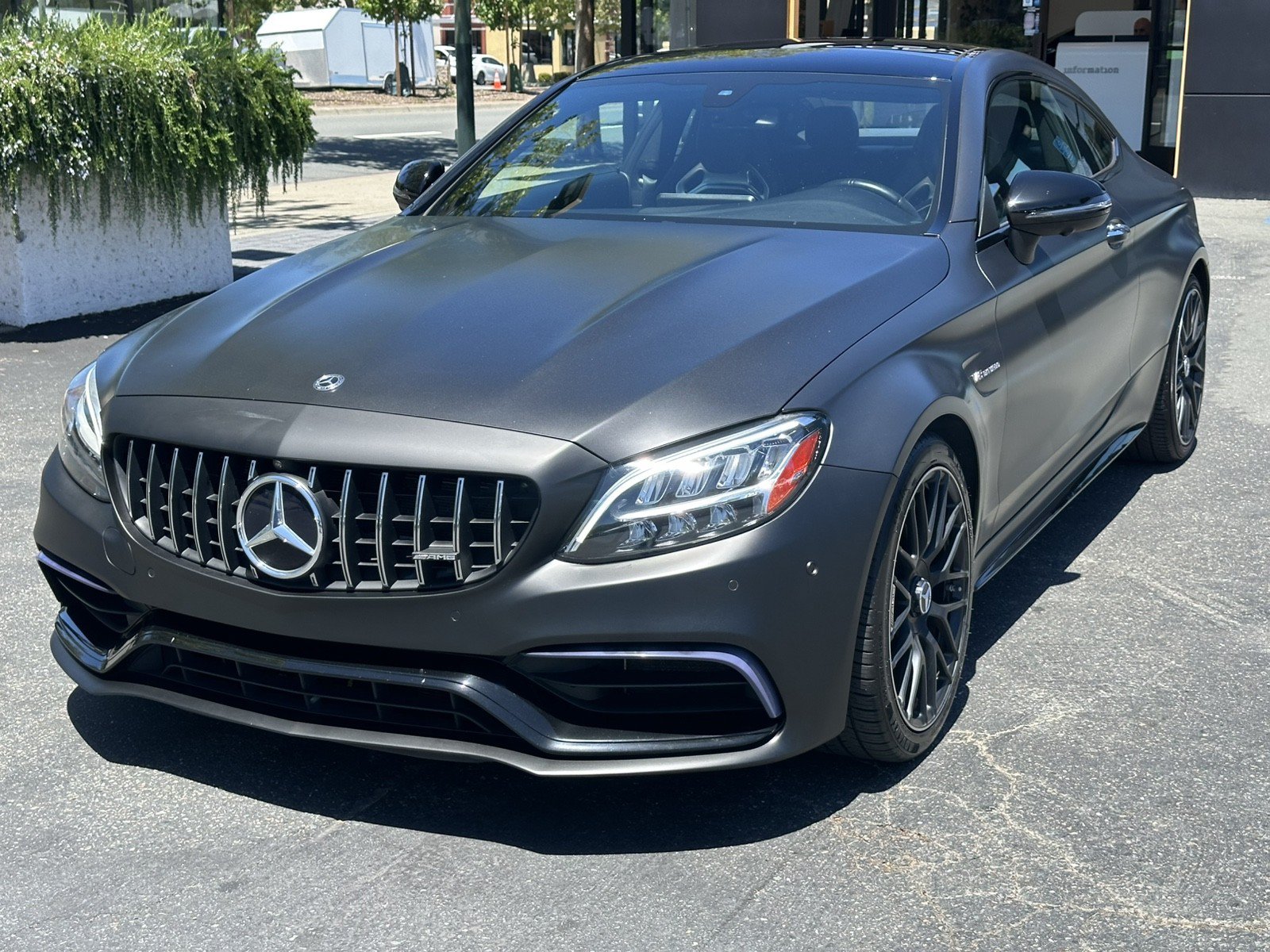 Used 2019 Mercedes-Benz C 63 AMG Coupe w/ Parking Assistance Package image 4