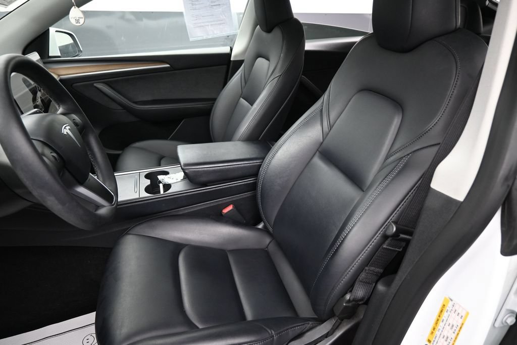 Used 2023 Tesla Model Y Performance AWD/4WD image 31