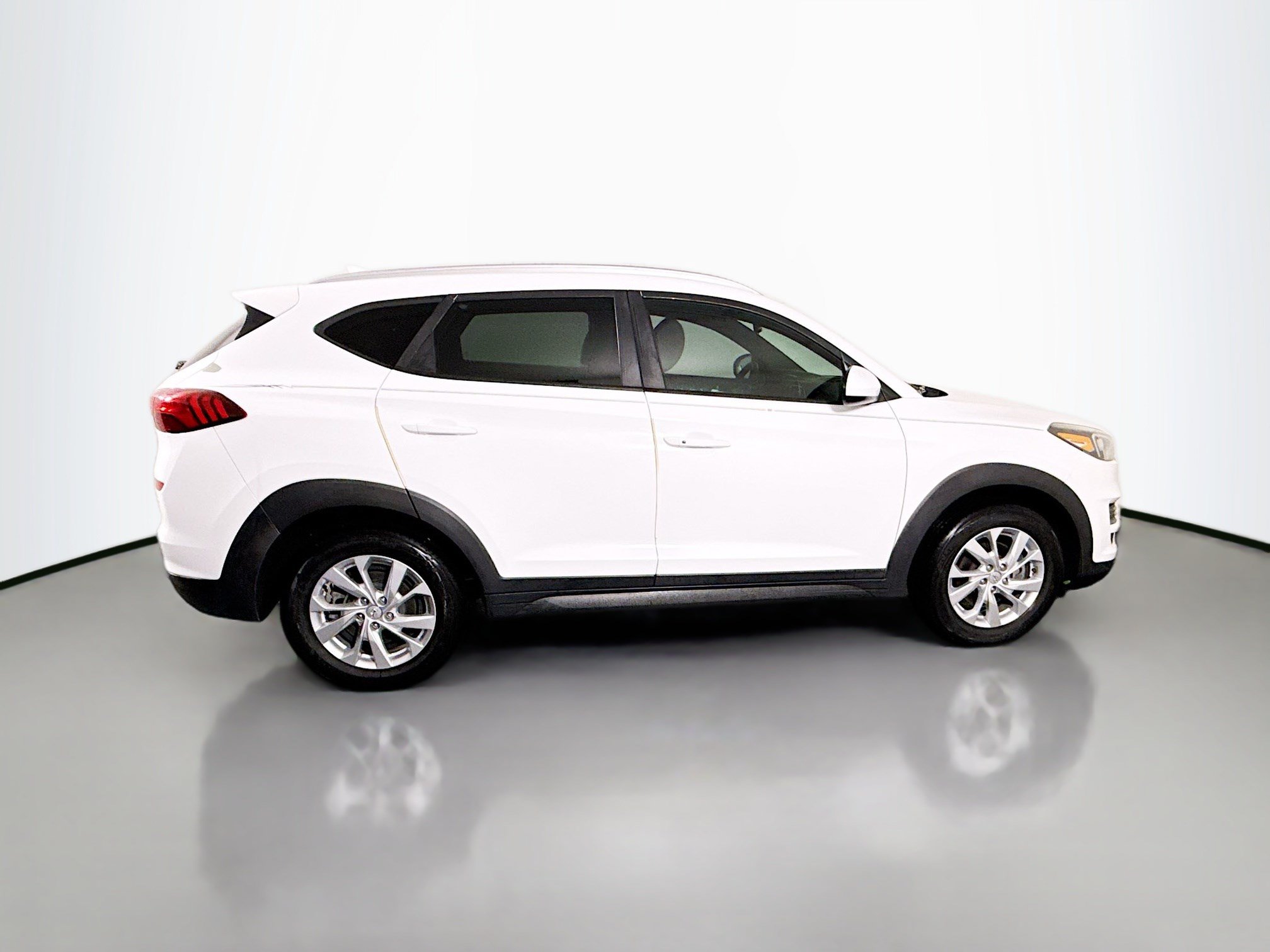 Used 2019 Hyundai Tucson Value FWD image 11