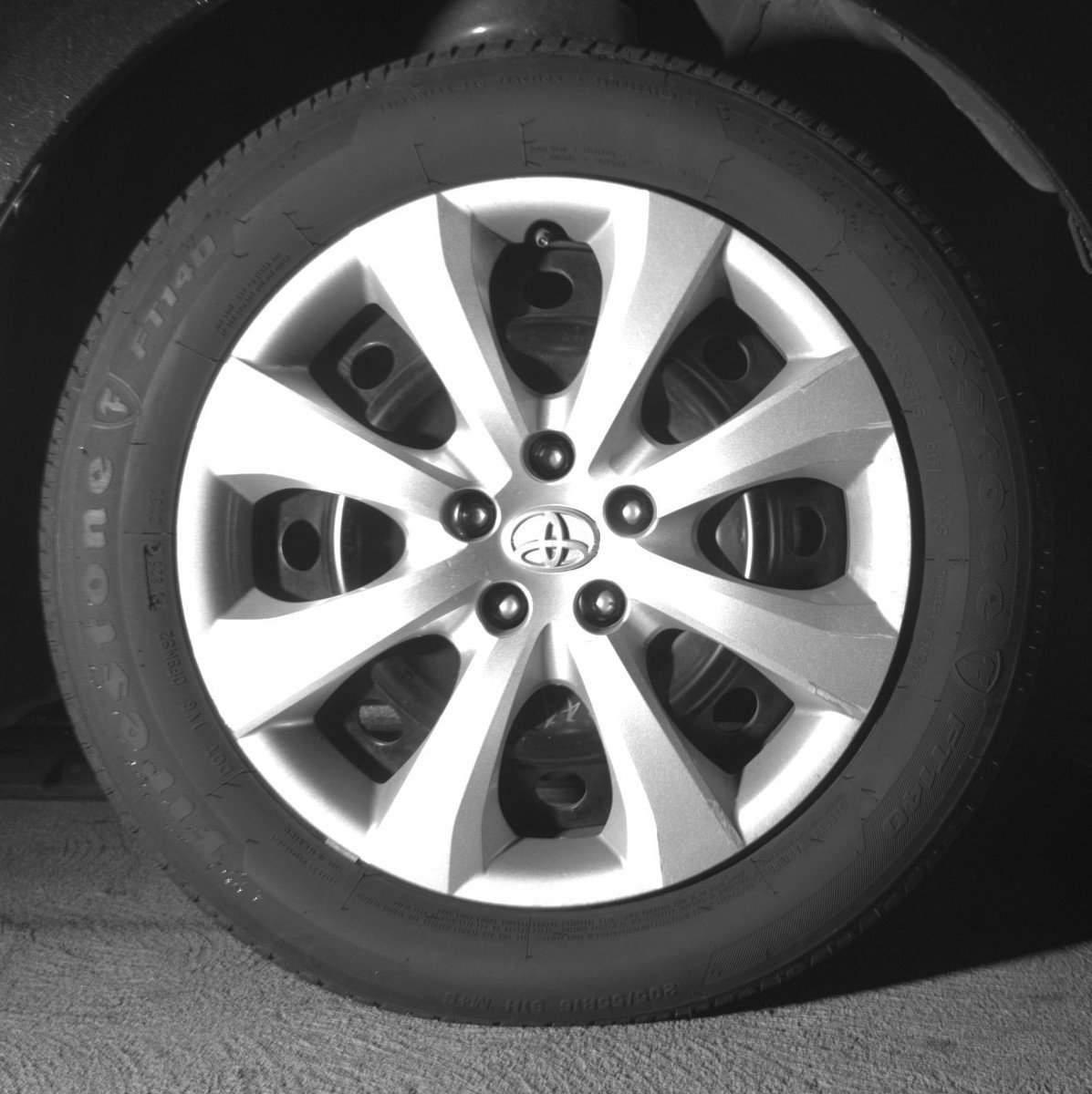 Used 2025 Toyota Corolla LE FWD image 13