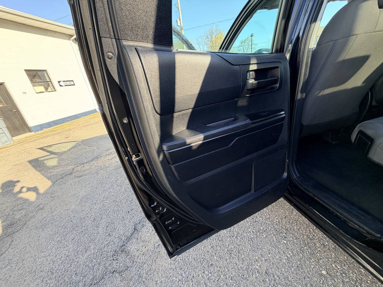 Used 2014 Toyota Tundra SR AWD/4WD image 30