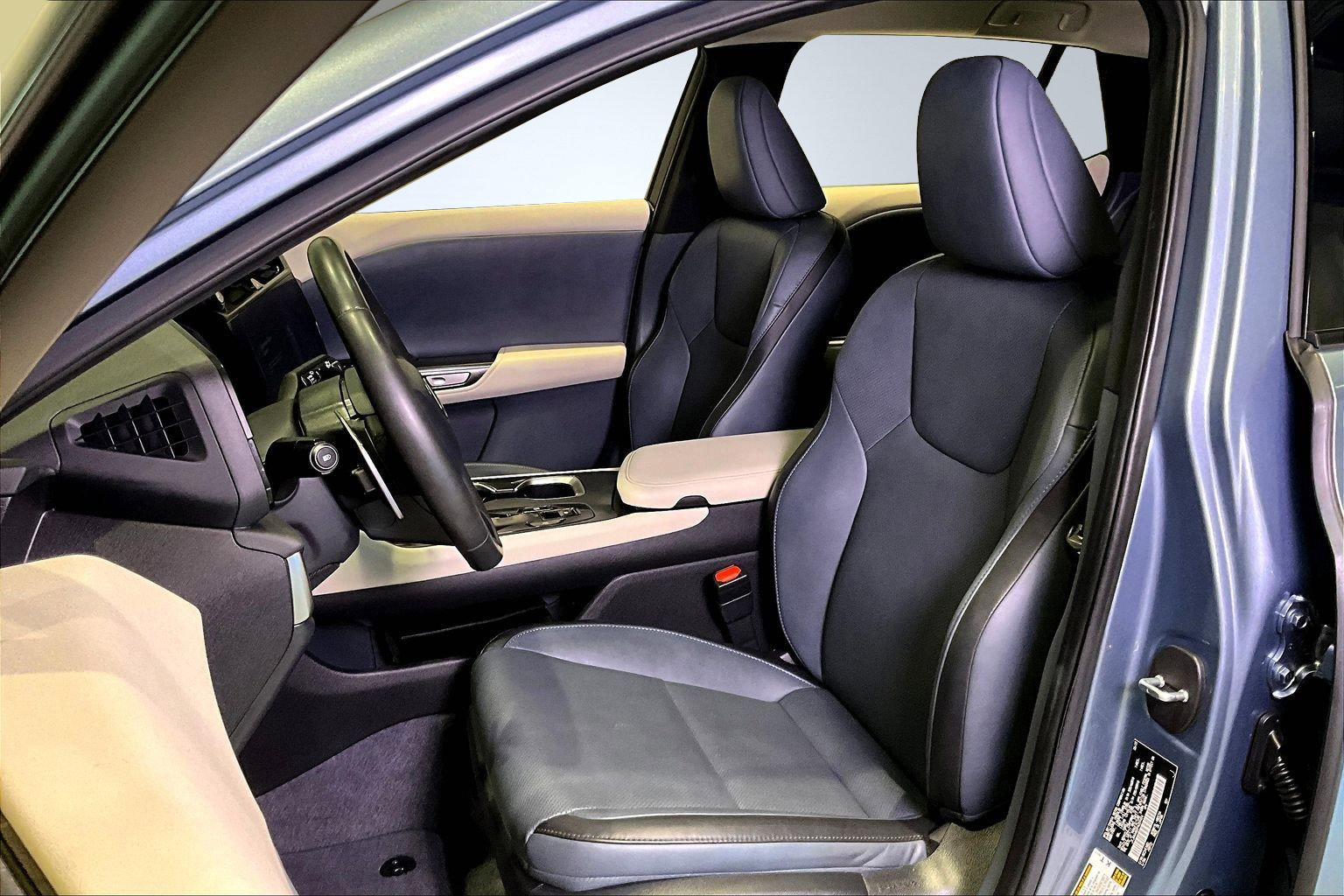 Used 2023 Lexus RZ 450e Premium w/ Technology Package image 20