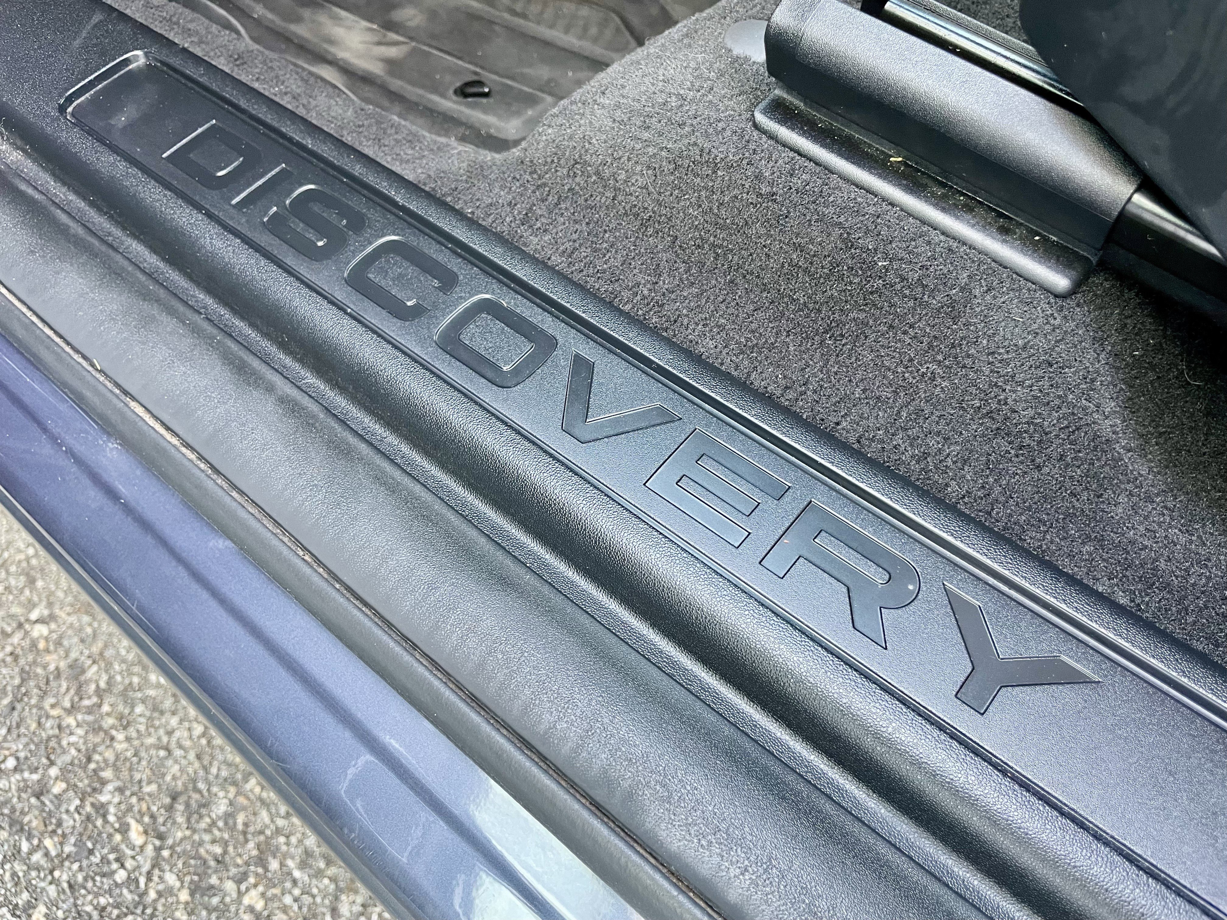 Certified 2024 Land Rover Discovery Sport S image 39