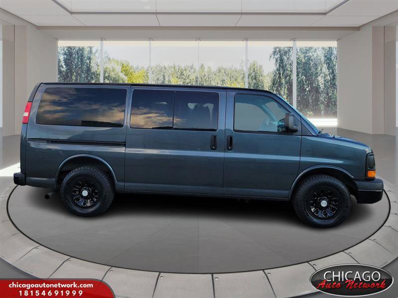 Used 2014 Chevrolet Express 1500 LS image 2