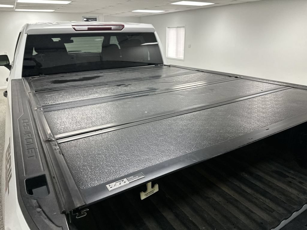 Used 2022 Chevrolet Silverado 1500 Custom Trail Boss AWD/4WD image 28