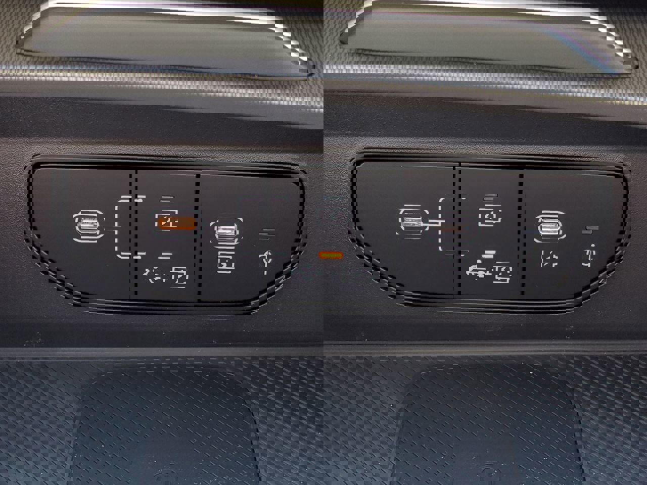 New 2026 Kia Sportage EX w/ EX Panoramic Sunroof Package image 17