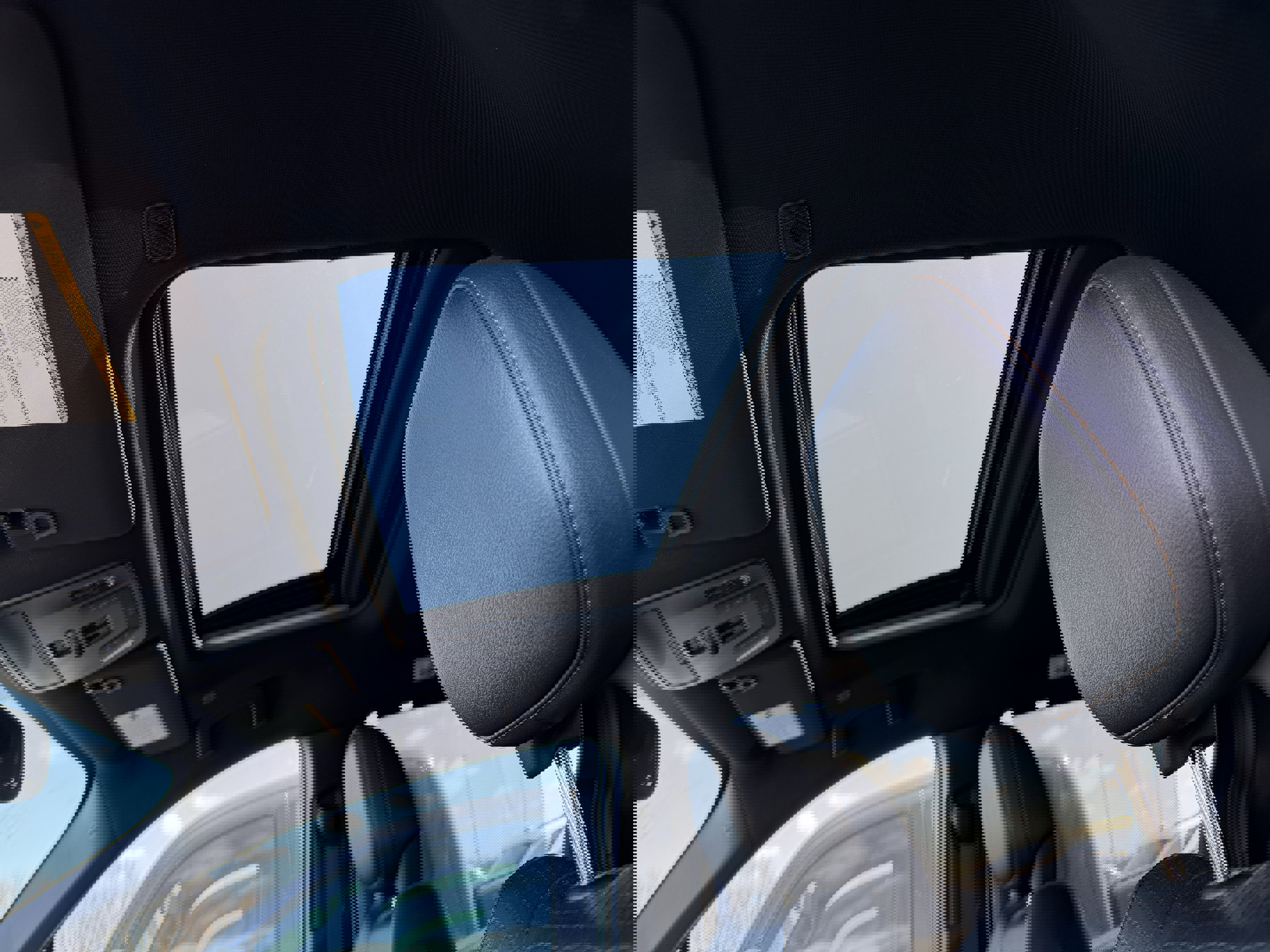 Used 2025 Toyota Sienna XLE Woodland Edition image 25