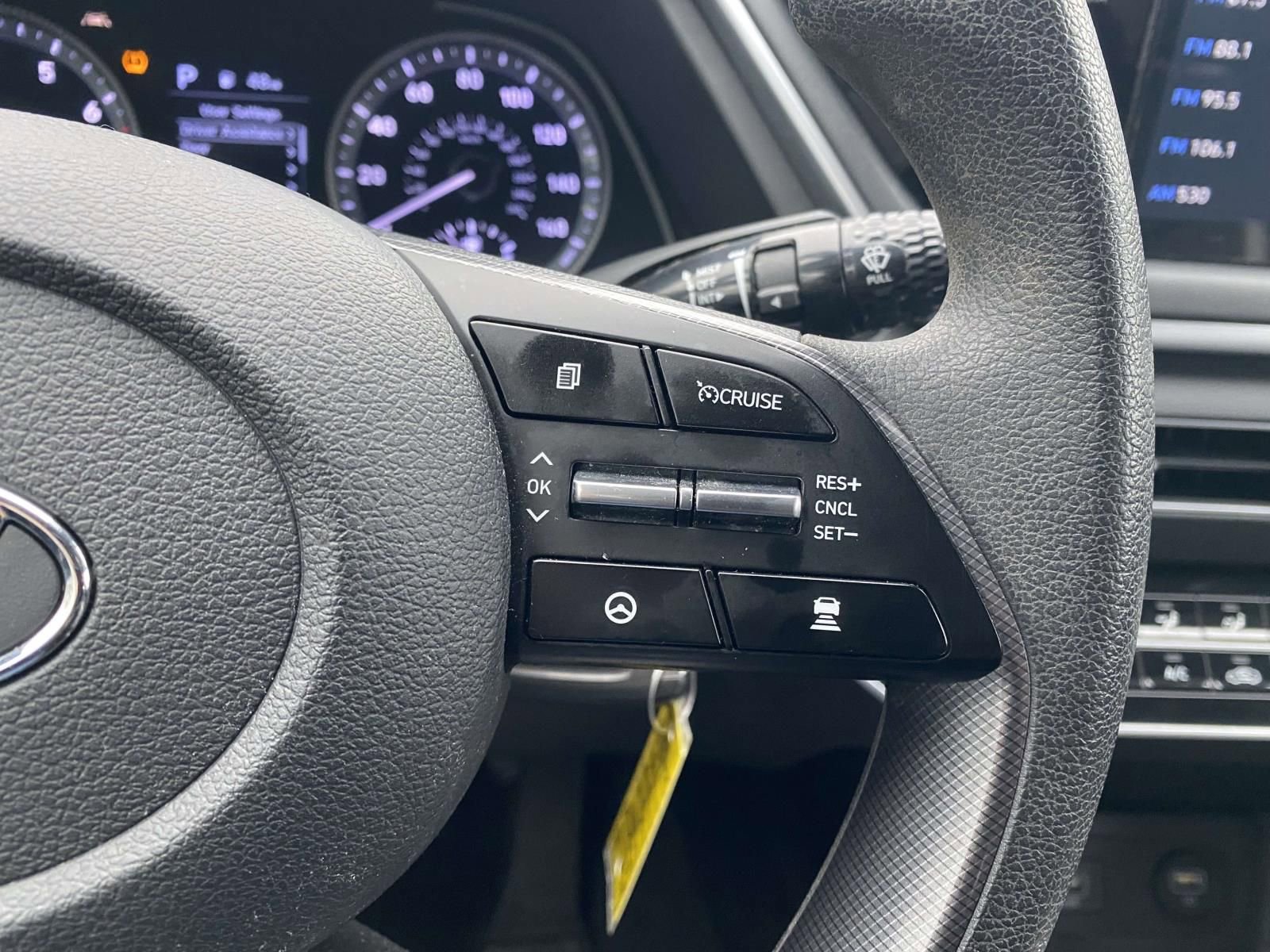 Used 2021 Hyundai Sonata SE w/ Preferred Accessory Package image 20