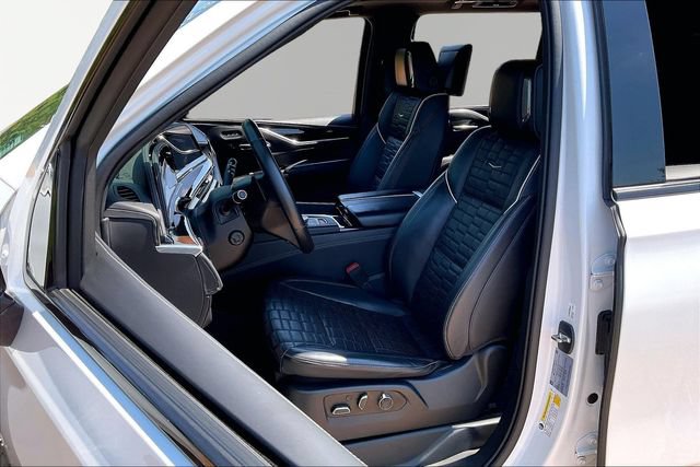 Used 2021 Cadillac Escalade ESV Sport Platinum AWD/4WD image 15