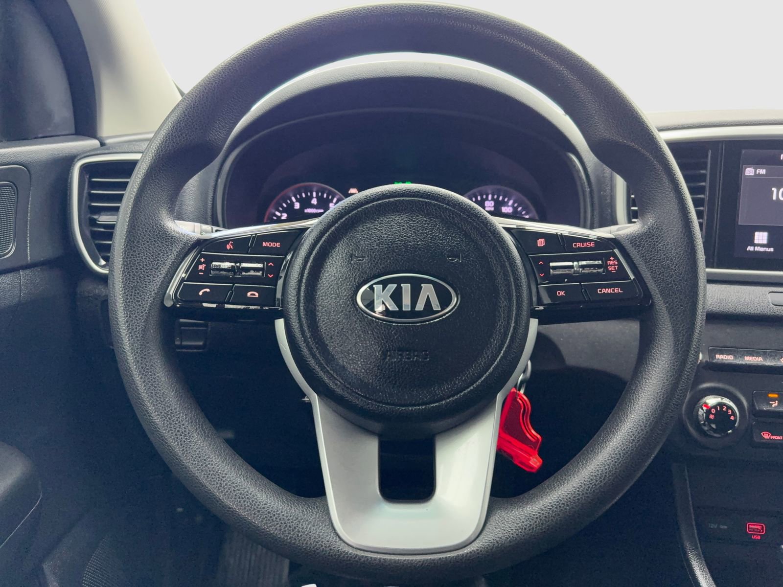 Used 2020 Kia Sportage LX image 19