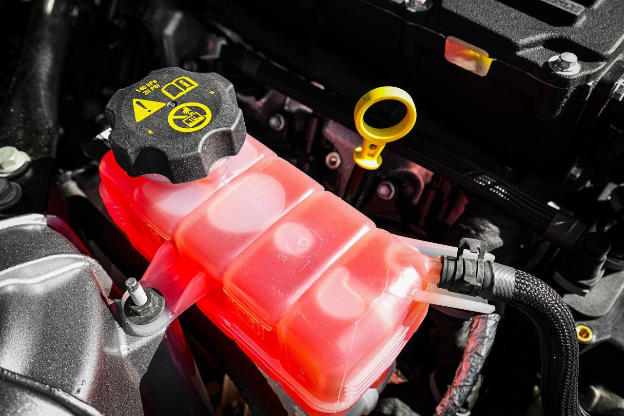 Used 2023 Chevrolet Camaro ZL1 image 57