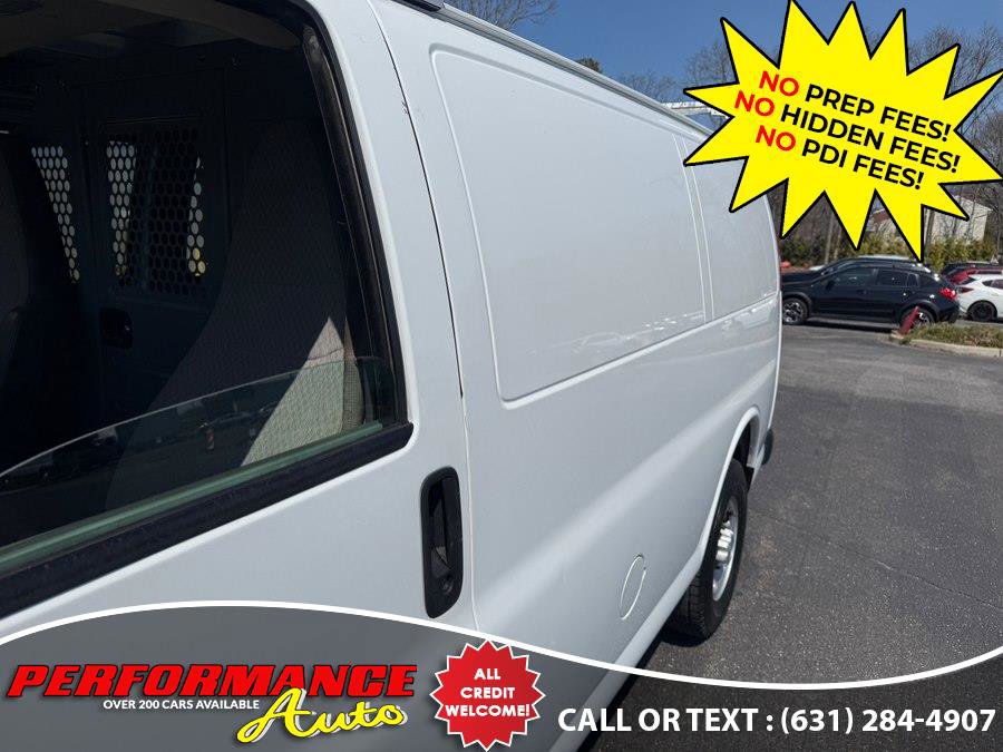 Used 2017 Chevrolet Express 2500 w/ Chrome Appearance Package RWD image 17