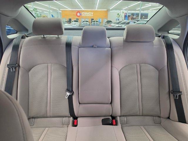 Used 2017 Hyundai Sonata SE FWD image 33