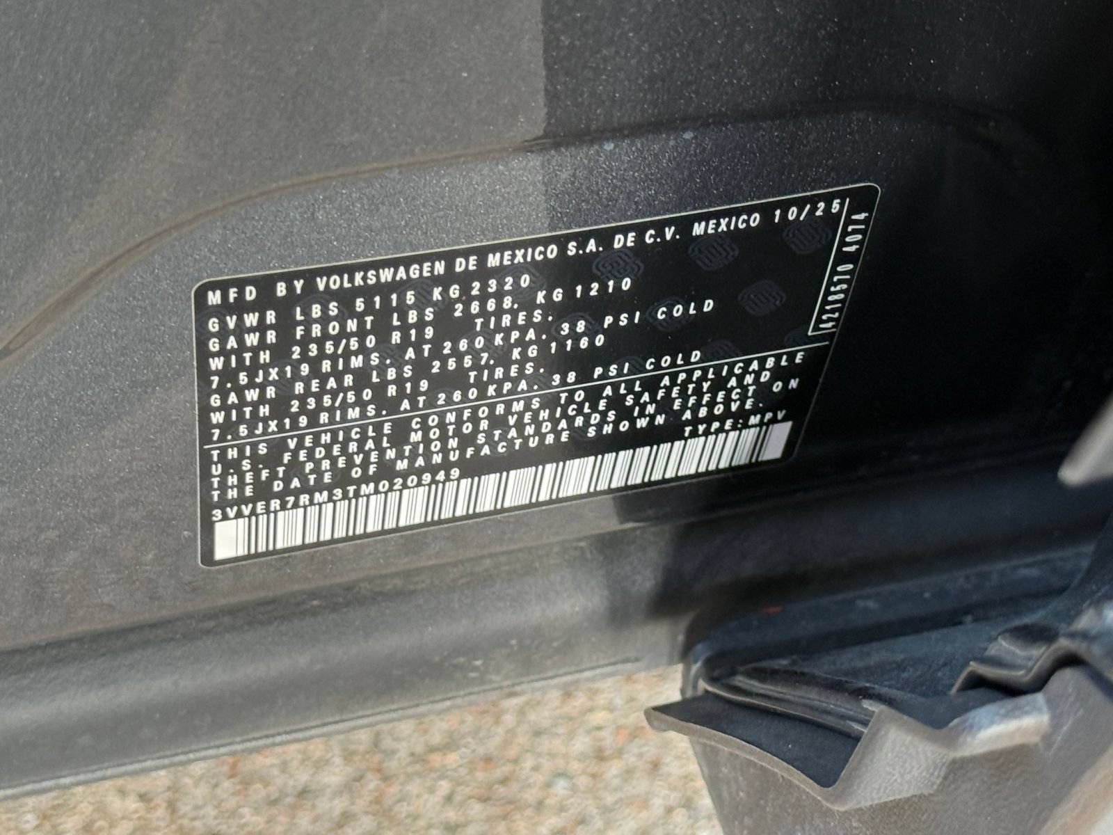 Used 2026 Volkswagen Tiguan SE AWD/4WD image 29