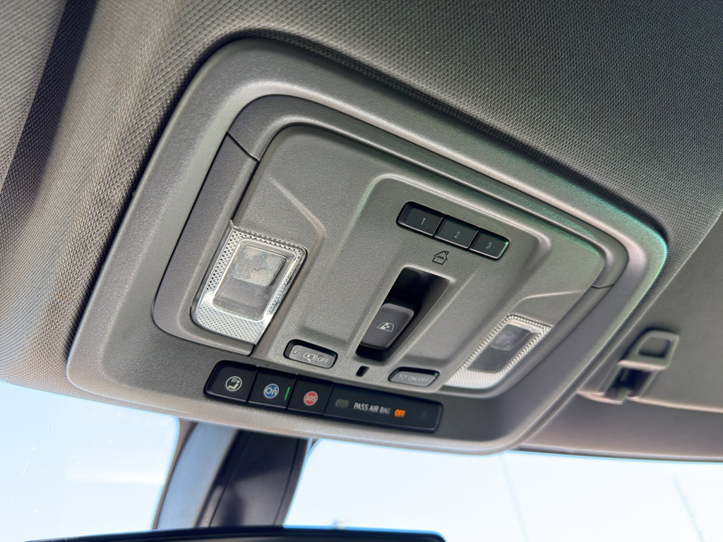 Used 2021 Chevrolet Silverado 1500 RST w/ Texas Edition Plus image 32