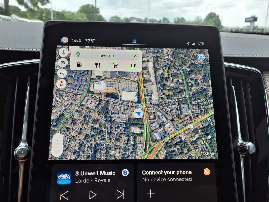 New 2025 Volvo XC90 B5 Core w/ Climate Package image 17