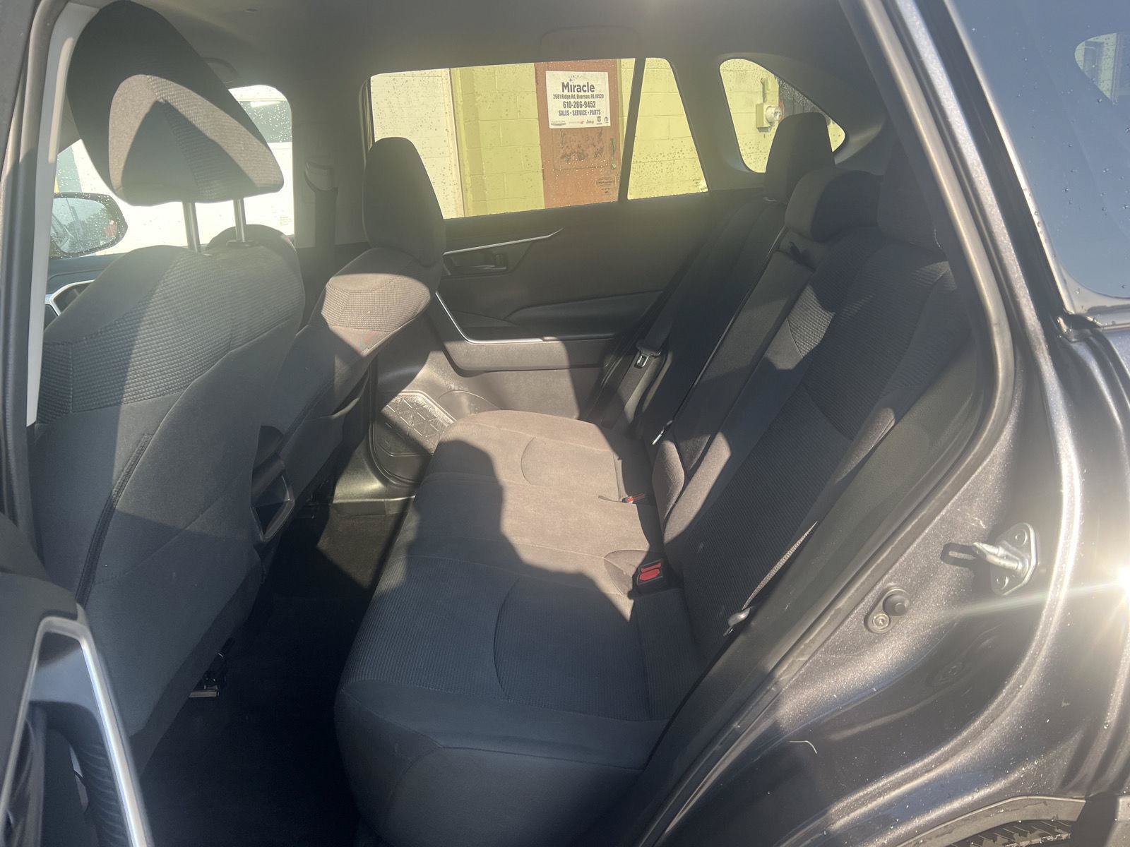 Used 2020 Toyota RAV4 LE w/ All Weather Liner Package AWD/4WD image 14