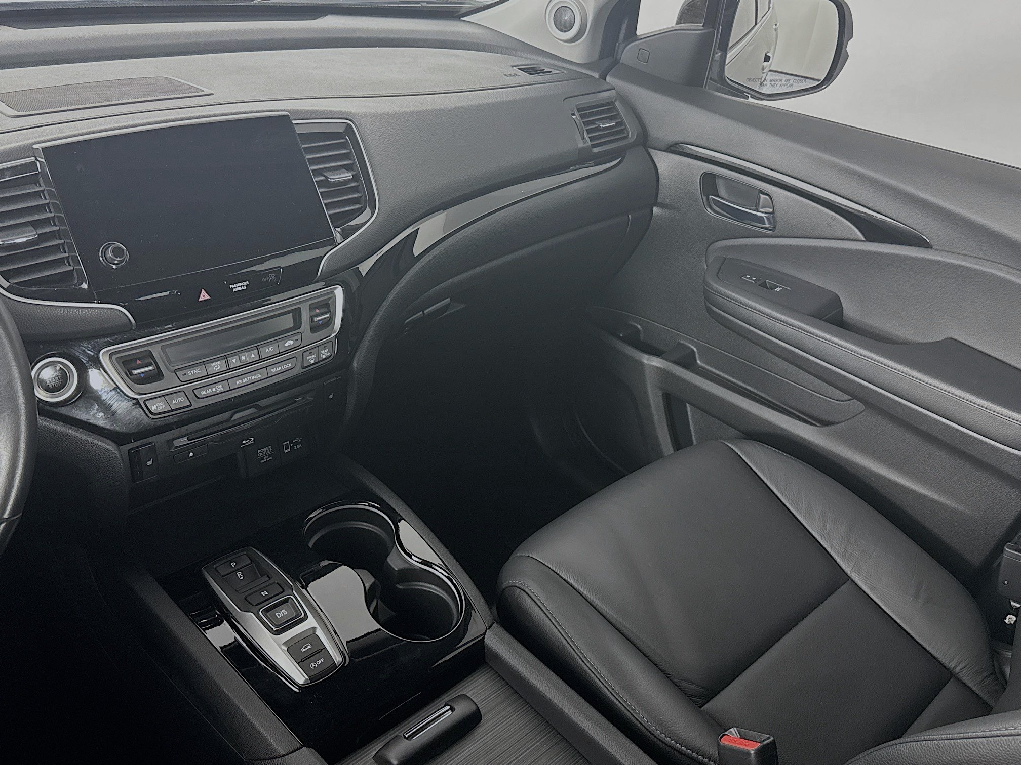 Used 2020 Honda Pilot Touring image 24