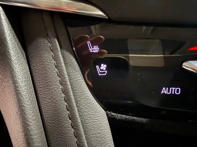 Used 2019 Cadillac XT5 Premium Luxury w/ Driver Assist Package image 22