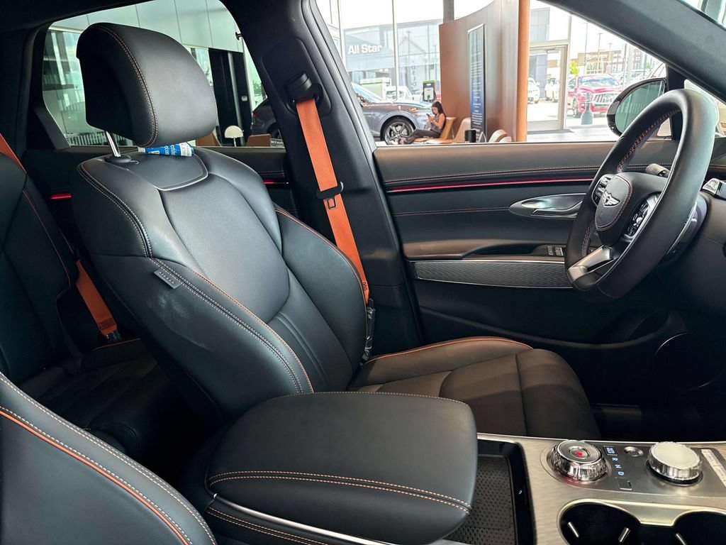 New 2026 Genesis GV70 2.5T Sport Prestige AWD/4WD image 12