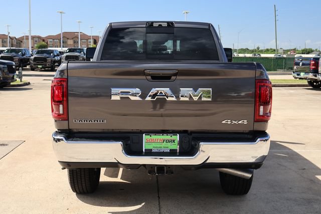 Used 2025 RAM 2500 Laramie AWD/4WD image 5