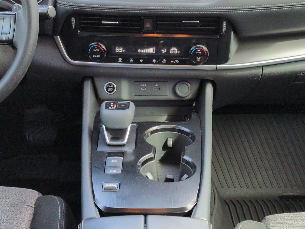 Used 2022 Nissan Rogue SV FWD image 19