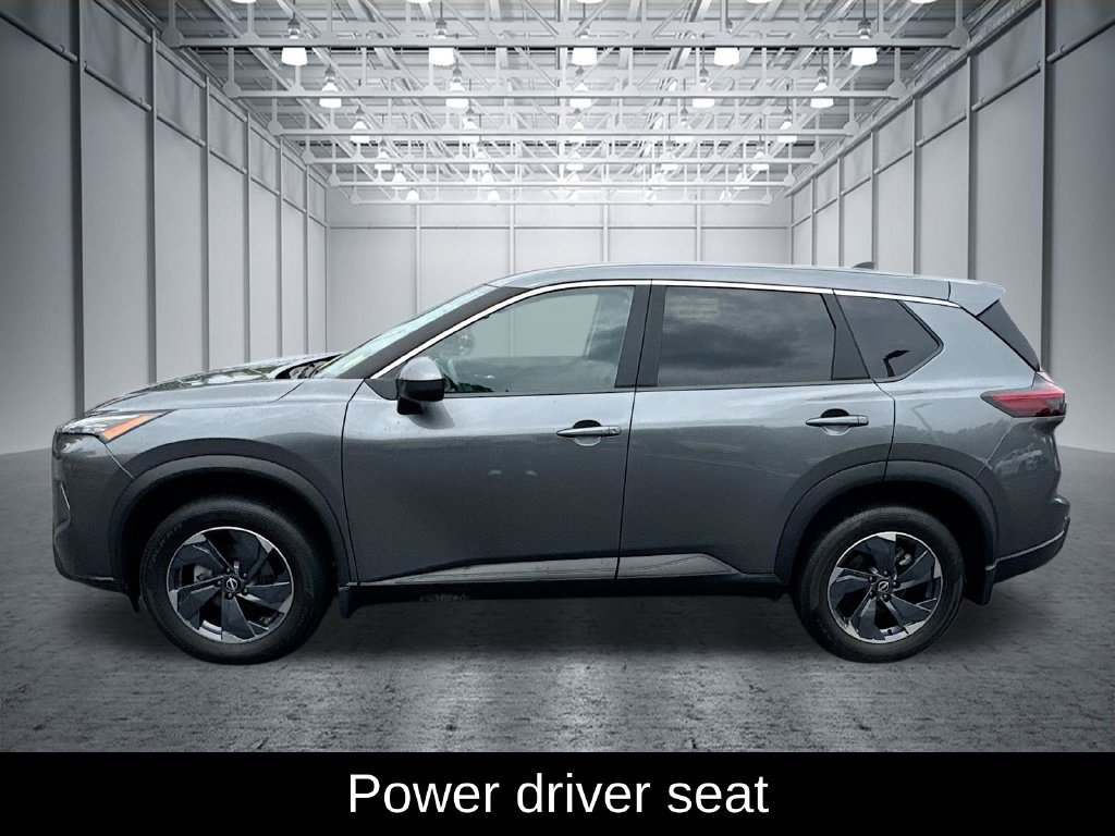 Used 2026 Nissan Rogue SV FWD image 4