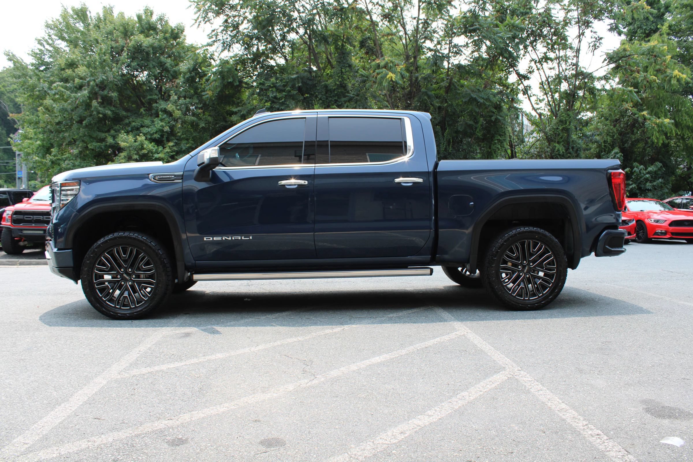 Used 2022 GMC Sierra 1500 Denali Ultimate AWD/4WD image 28